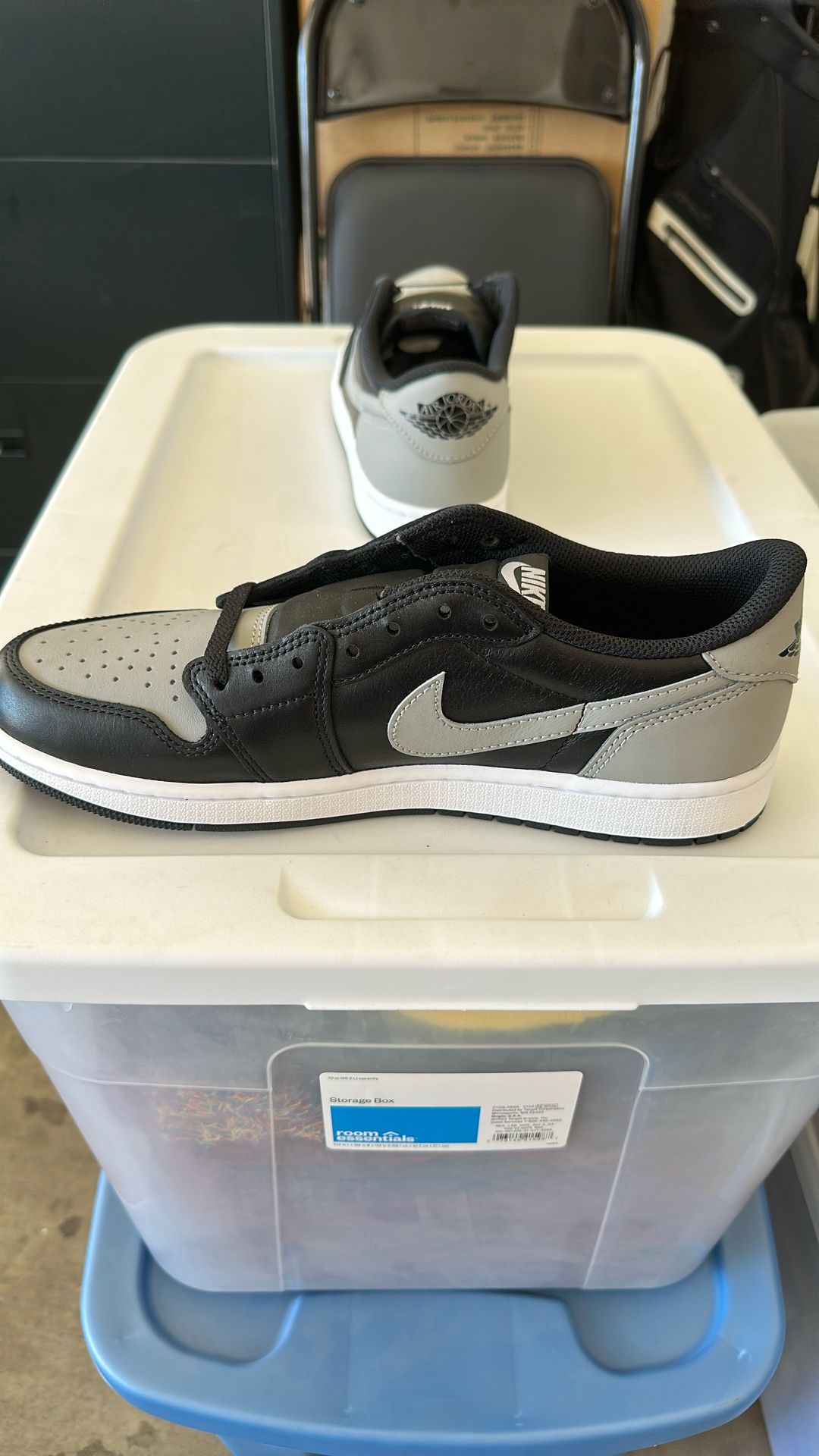 Air Jordan 1 Retro Low OG “Shadow”