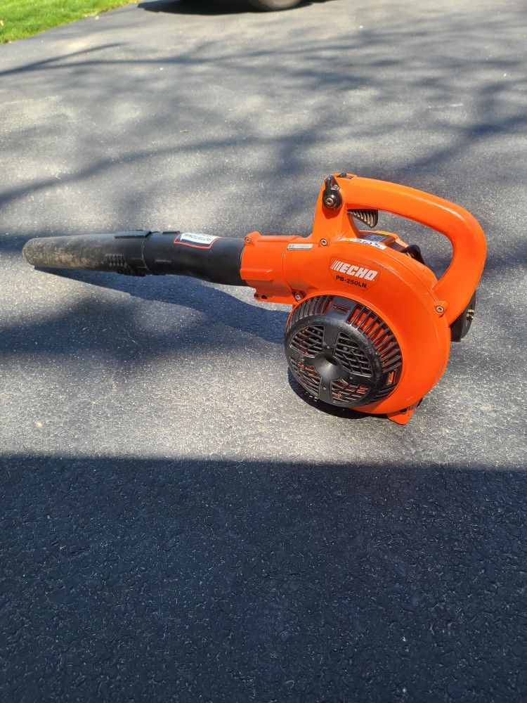 Leaf Blower