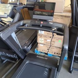 2025 Model Nordictrack Commercial 1750 - 22" wide belt 16" ifit touchscreen  - 1300$ 