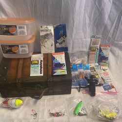 Fishing Hooks / Fishing Reel / + More !!! New And In Great Condition! Box’s Too!