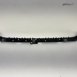 2024-2025 Tesla Model 3 Highland Rear Bumper Center Bracket