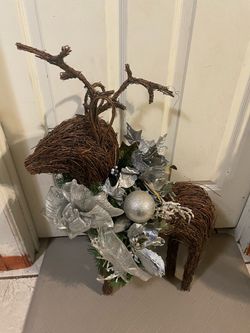 Reindeer Christmas Decor