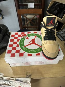 Air Jordan 4 Retro 'Pizza’