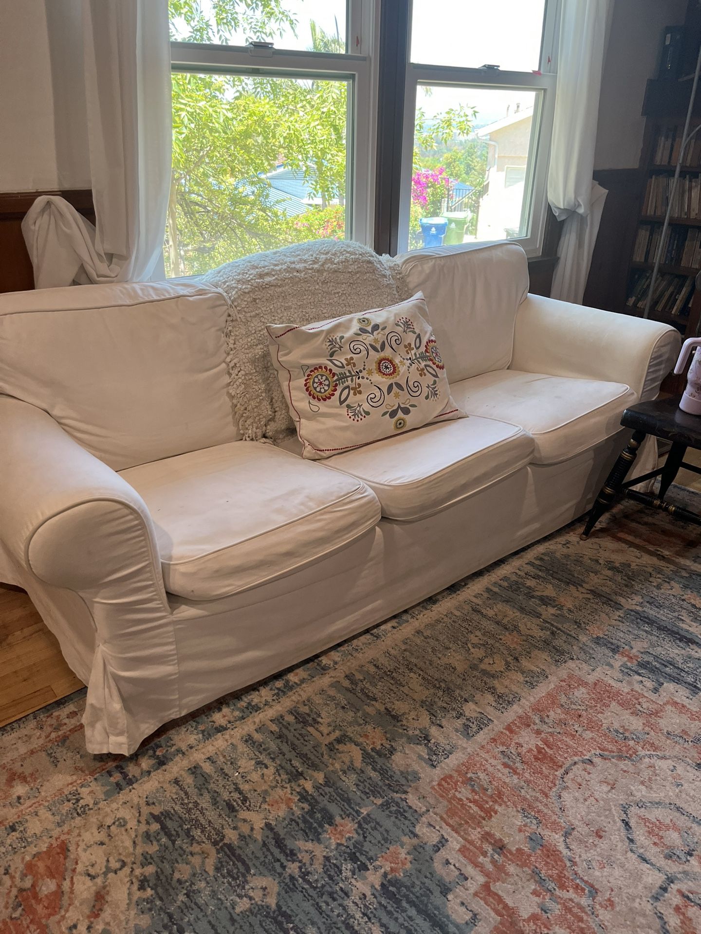 Selling My Home Furniture Must Go