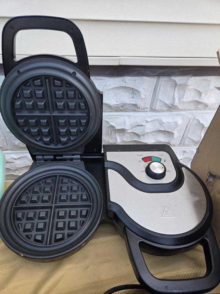 Air FRYER & WAFFLE IRON