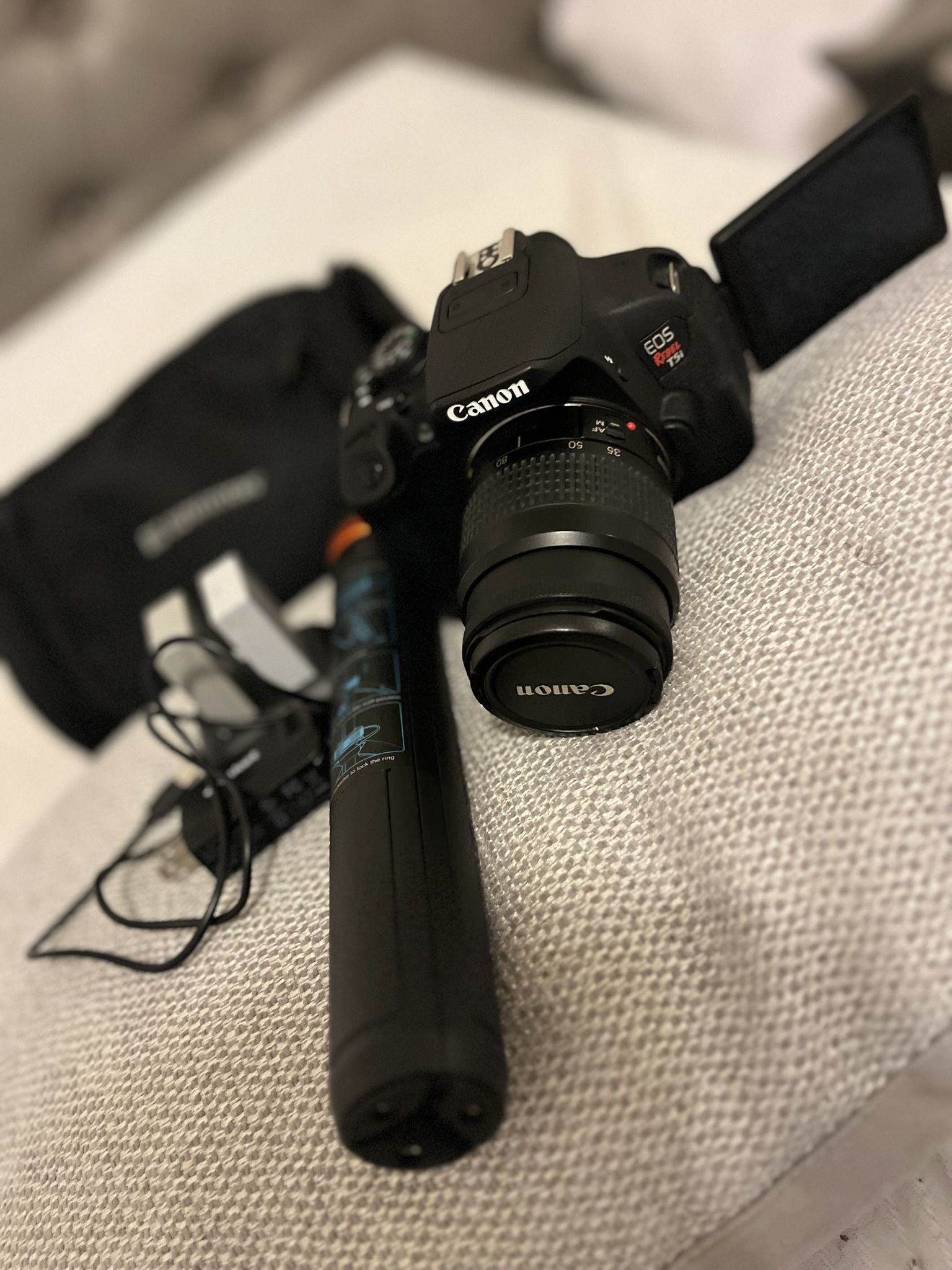 Professional Canon camera For video/ photography 
