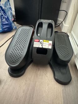 Under desk, electric elliptical machine Under desk, electric elliptical machine