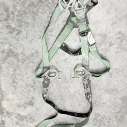 MSA,  V-Form, Safety Harness, Fall Protection, Standard Used Acceptable 