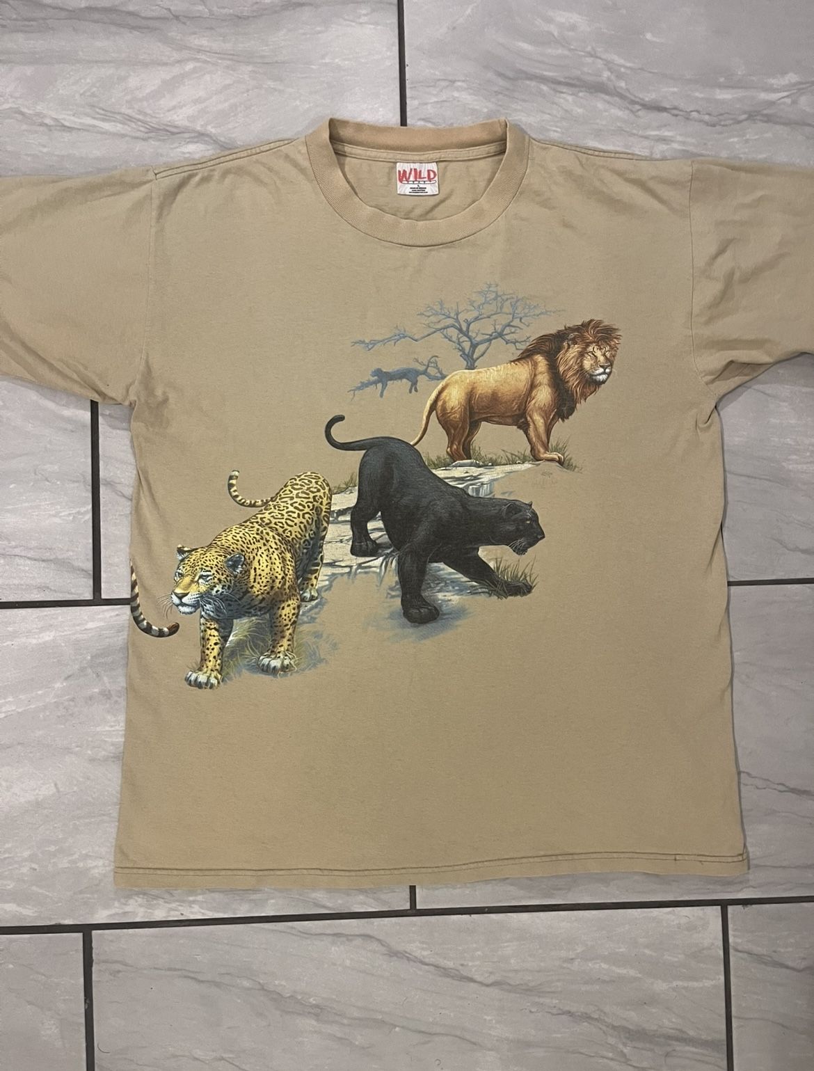 Vintage Wild Gear Animals Tee Big Cats Cheetah Lion Panther Size Large Tan Khaki