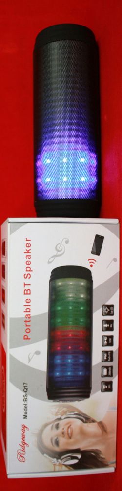 Rechargeable Bluetooth wireless sd card,usbflash drive fm radio speaker