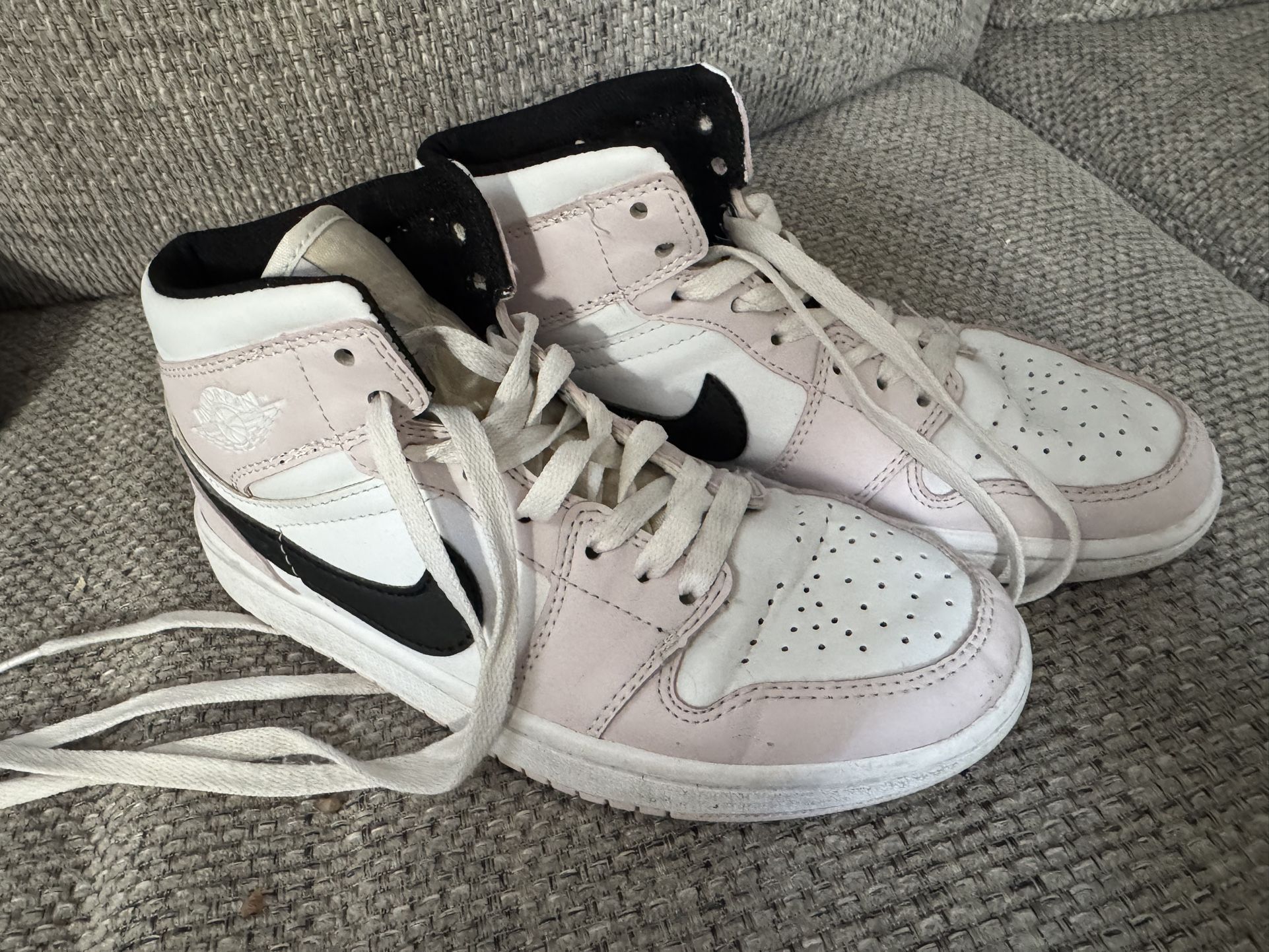 Nike Jordan Shoes Adult Size 6 Great Condition Like New