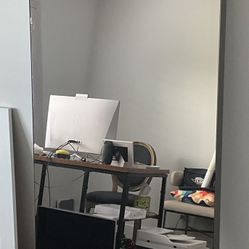 Lululemon Fitness Mirror 