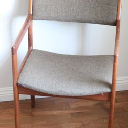 Danish Mid Century Chairs Set Of 4