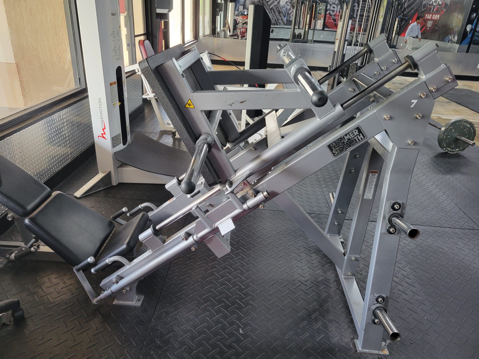 Hammer Strength Linear Leg Press