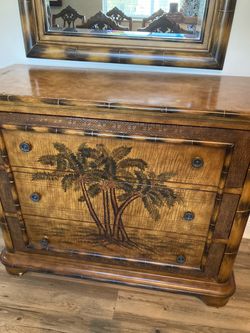 Tommy Bahama Table