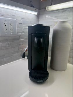 Nespresso Vertuo Plus Machine