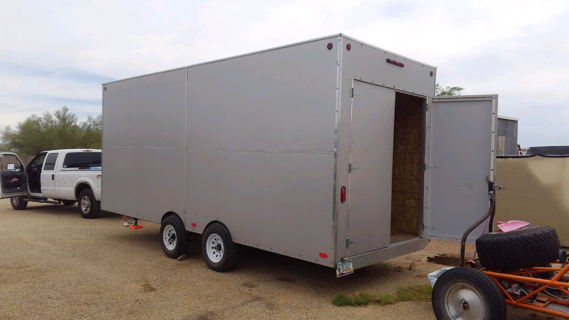 20ft enclosed trailer