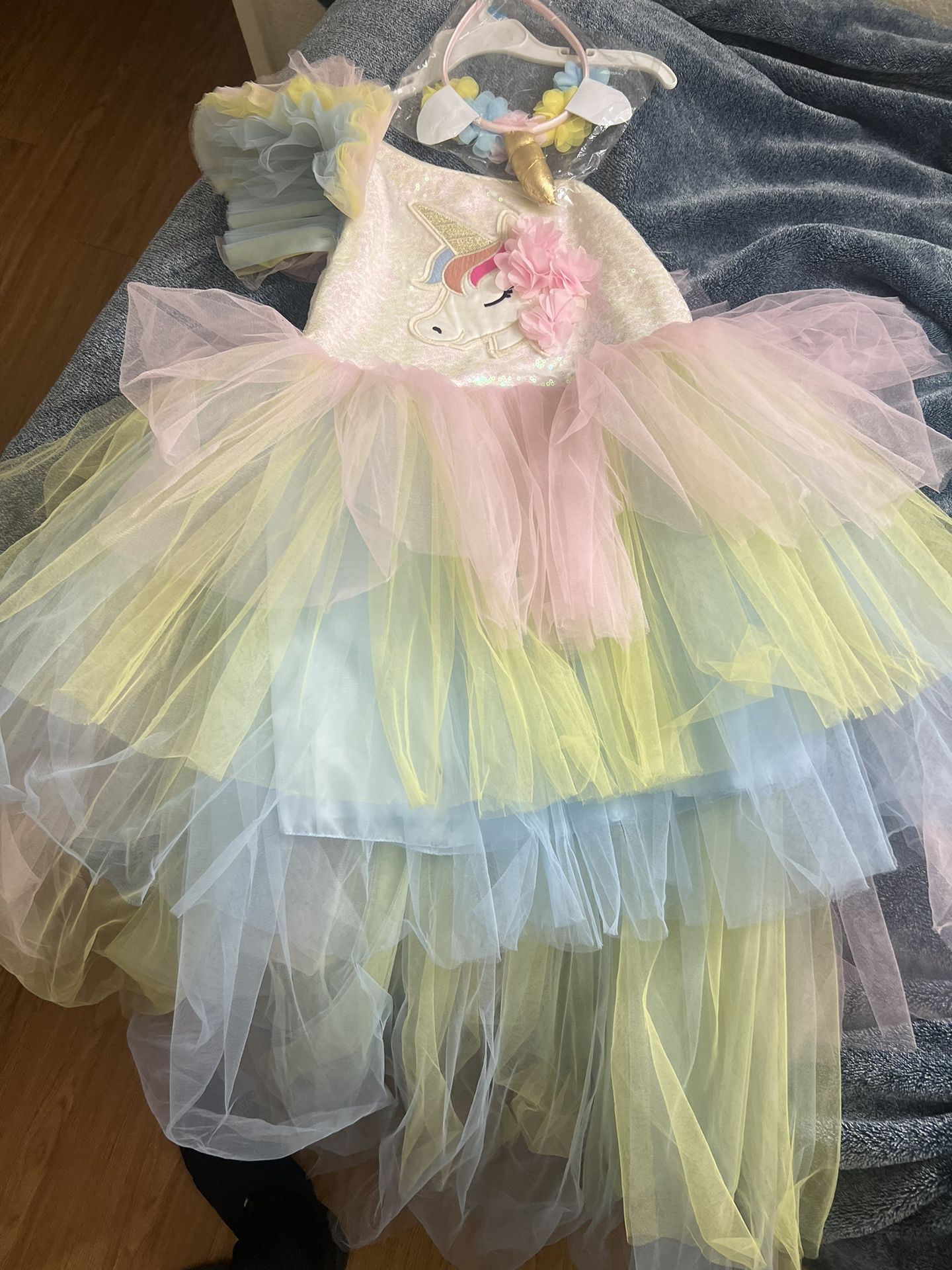 Beautiful Unicorn Party Dress Size 6t 