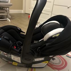 Graco SnugRide SnugFit car seat
