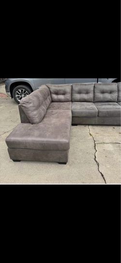 2 piece sectional couch