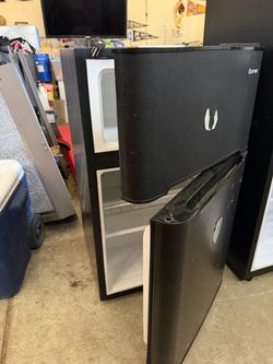 Mini fridge