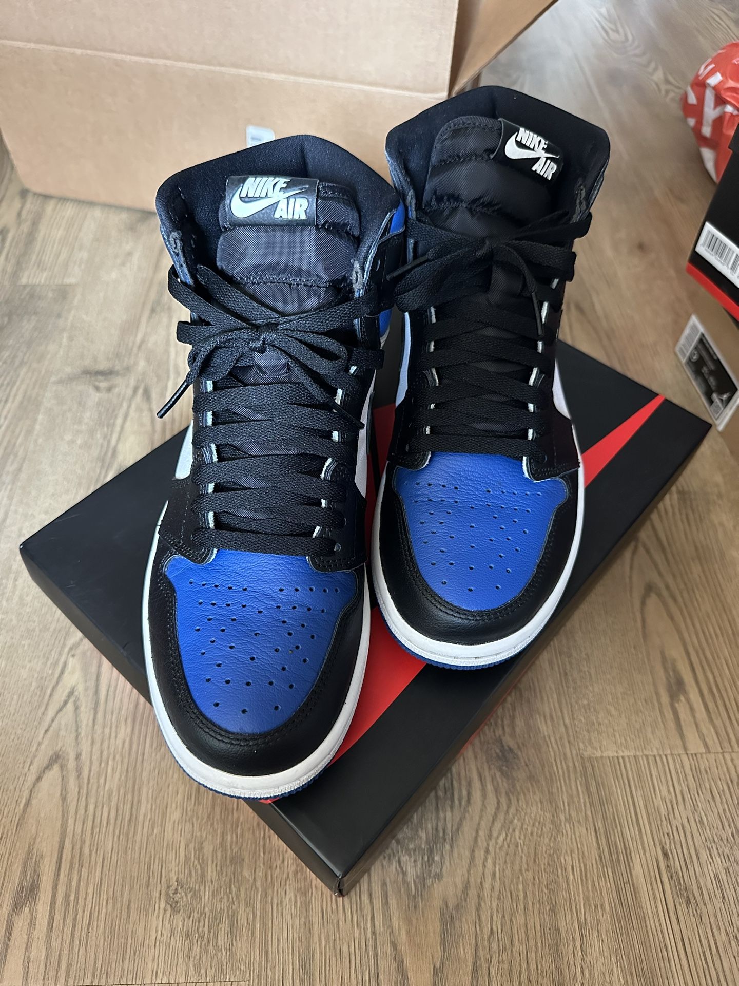 Air Jordan 1 Retro High OG Royal Sz 9