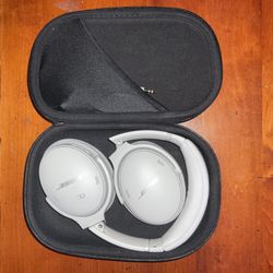 Bose ear the ear headphones 