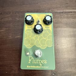 Earthquakes Devices Plumes, Small Signal Shredder