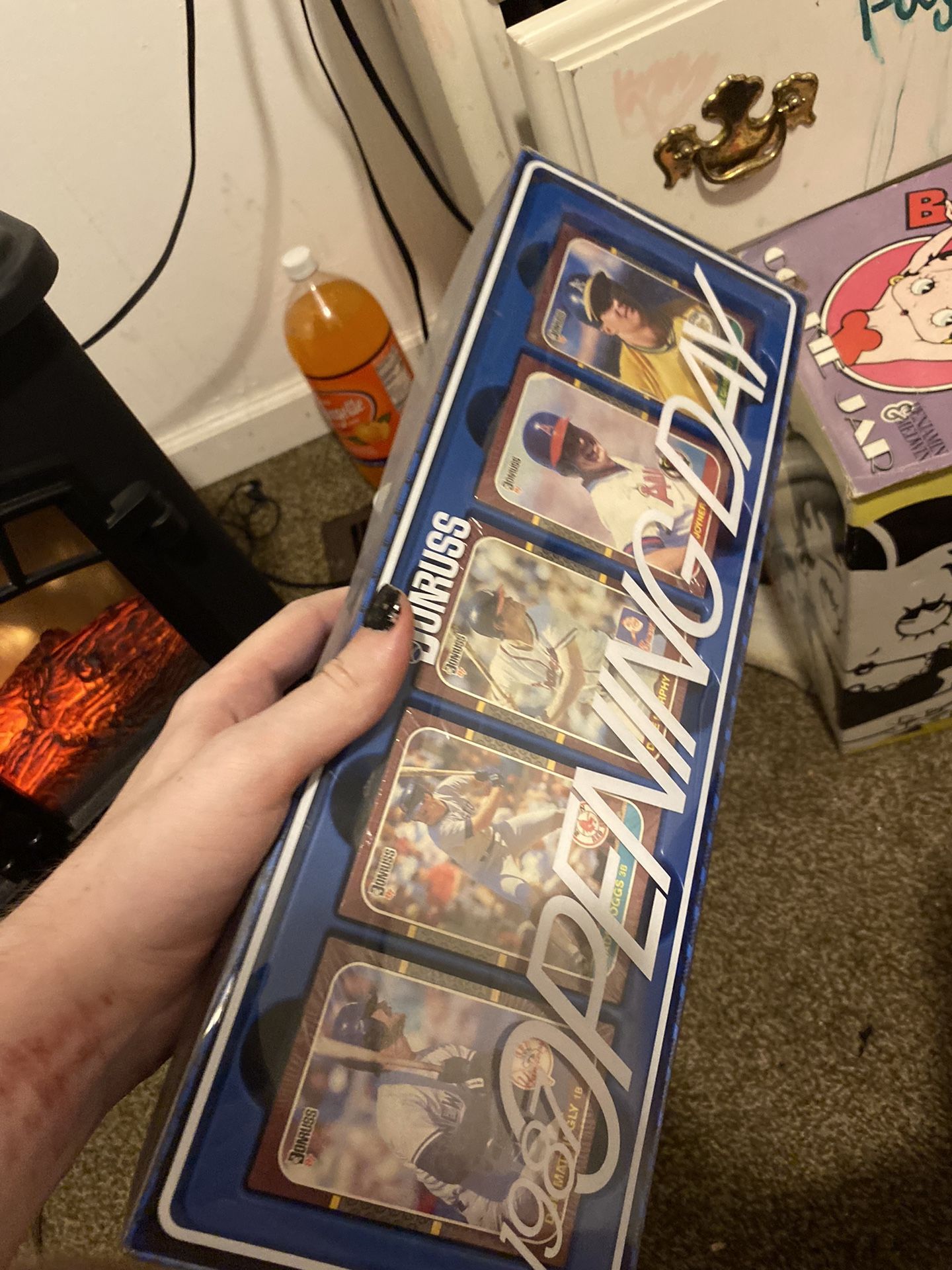 Star Wars Stuff And Oil Lamps And Baseball Cards