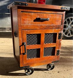 End table
