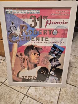 Framed Roberto Clemente 31er Premio Poster