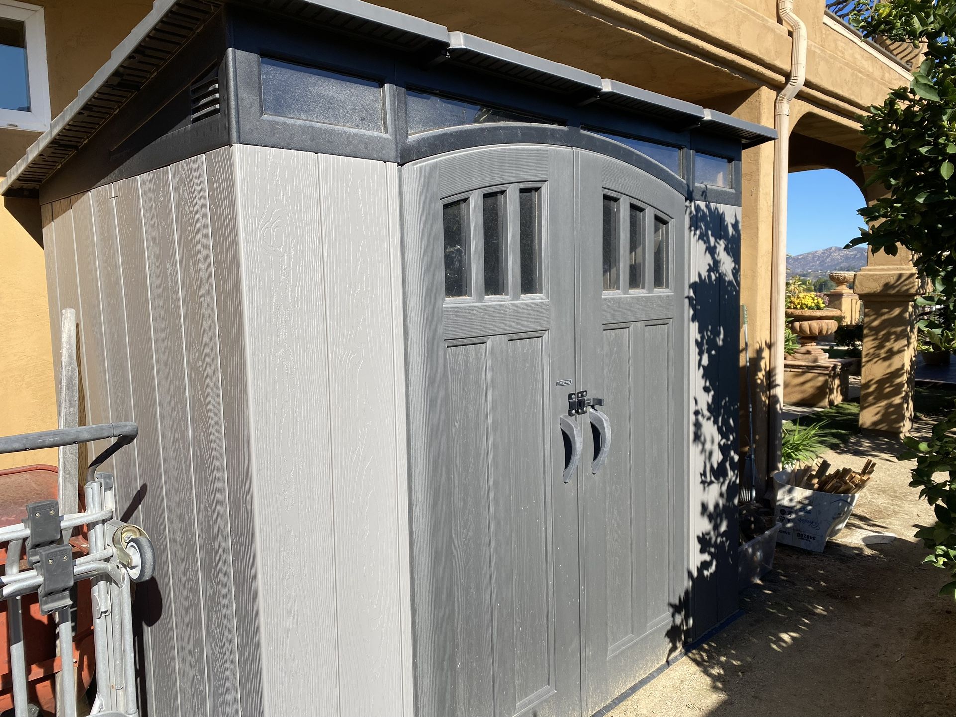 Shed. Lifetime Brand. 