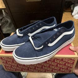 Size 11 Vans Brand New 35$ Each