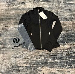Lululemon Black Full-Zip Jacket with Tags