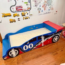Kids bed