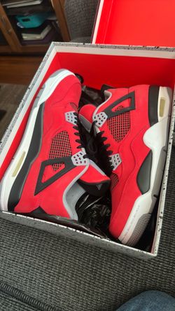Air Jordan 4 Retro