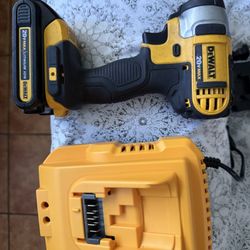 Dewalt 3/8 Impact Wrench