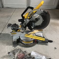 DEWALT 60V Lithium-lon 12 in. Cordless Sliding Miter Saw (Battery Not Included)