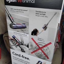Dyson V8 Animal Cordless 