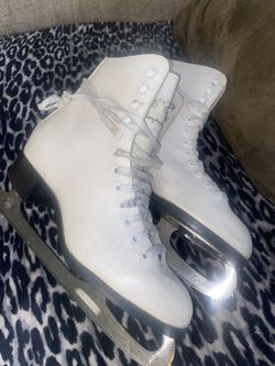 CCM Champion Deluxe Ice Skates ⛸️