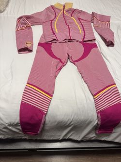 Two Piece Active Set 