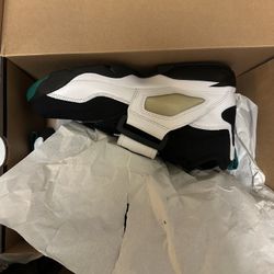 Nike Diamond Turf