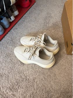 Adidas fog  basketball shoe size 10.5