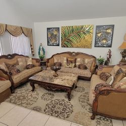 Luxurious 7-Piece Sofa Set for Sale