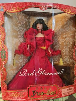 Rare Red Glamour II Yue-Sai Doll. Mint Condition Box