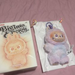 La Bubu  Big Into Energy Luck