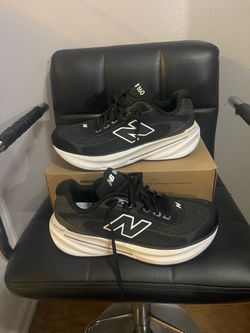 New balance 860 size 8.5 Men’s $90