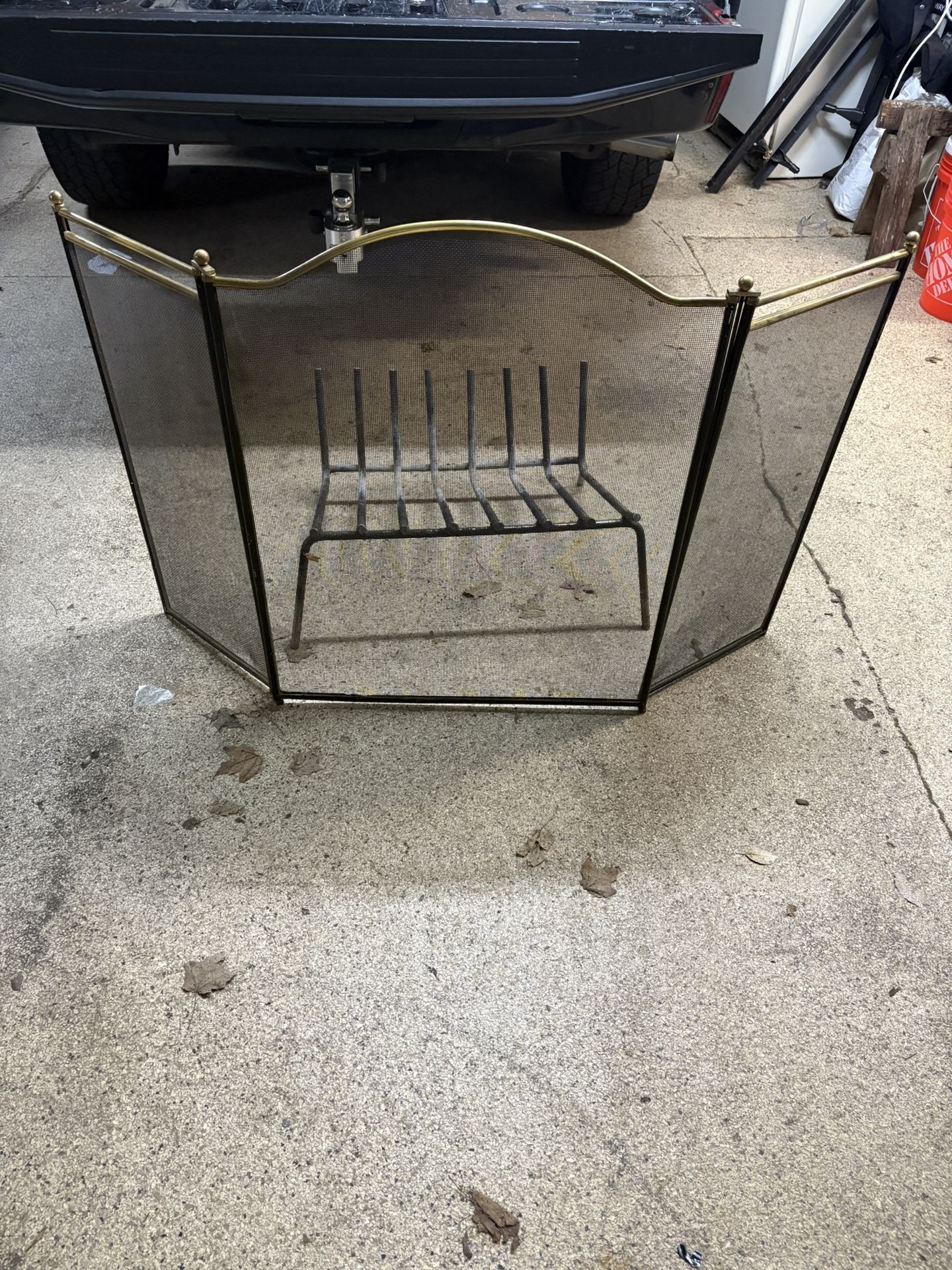 Fire Protector And Grate