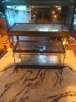 2 reptile tanks with double stand and heat