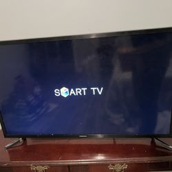 32” Samsung Bravia Smart TV